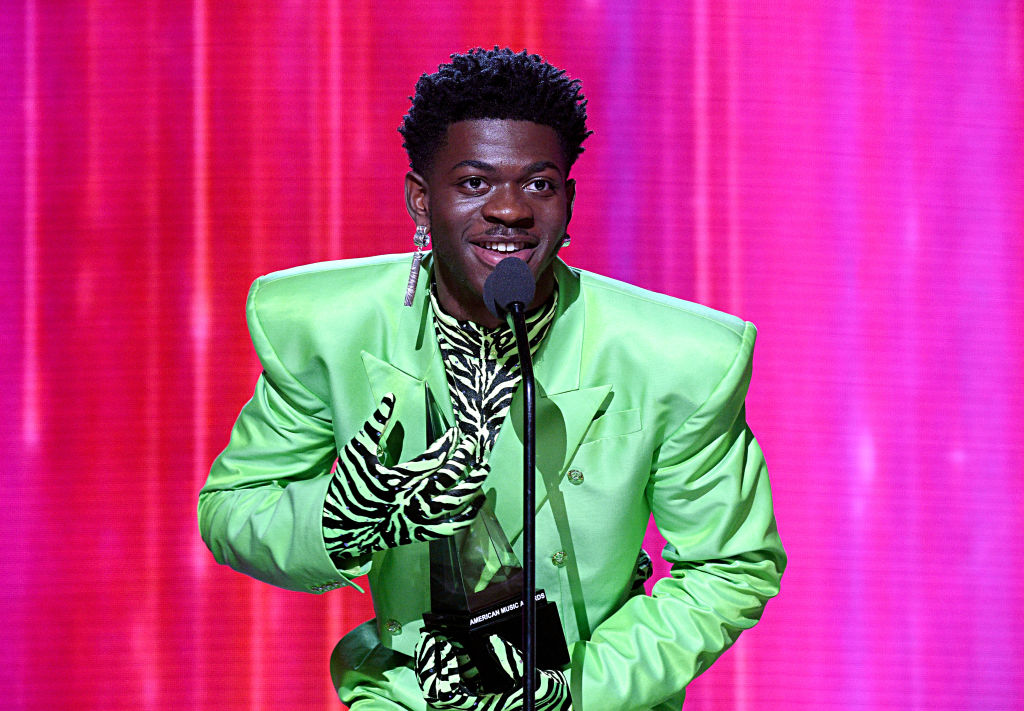 2019 American Music Awards - Roaming Show And Backstage