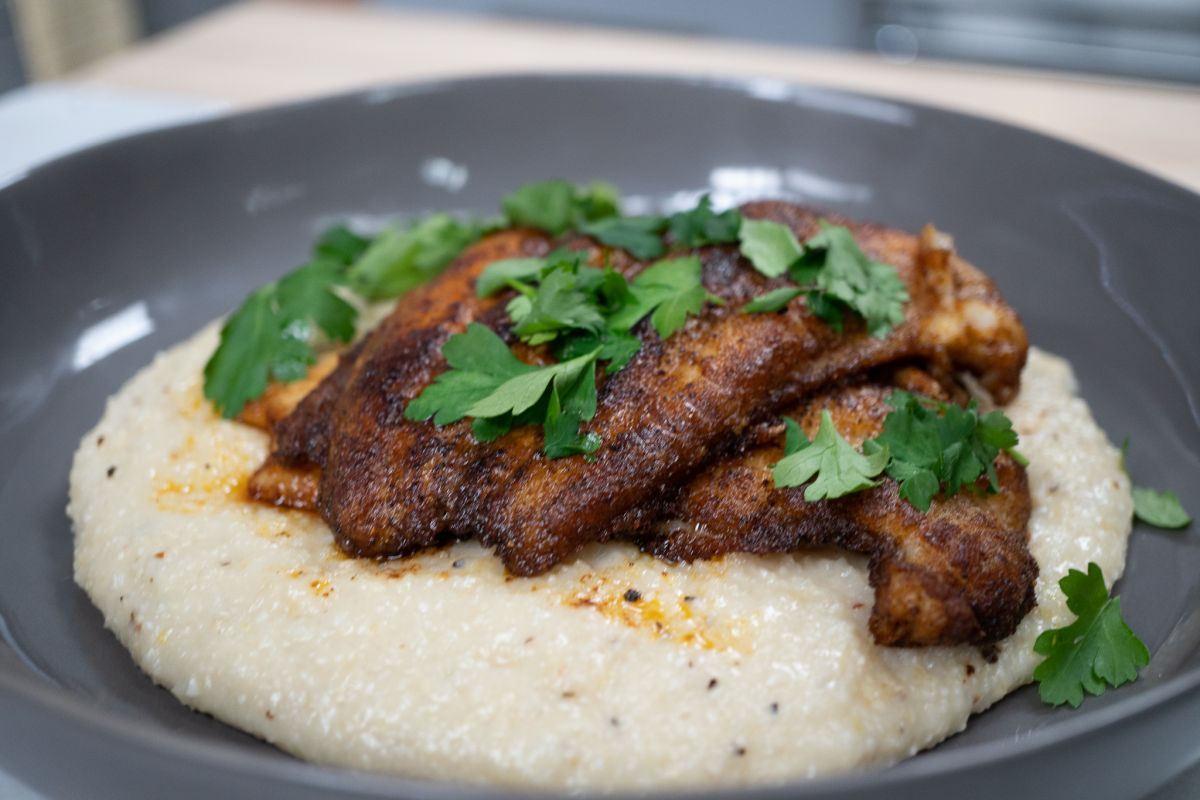 Jernard’s Smoked Gouda Grits Recipe CLEO TV