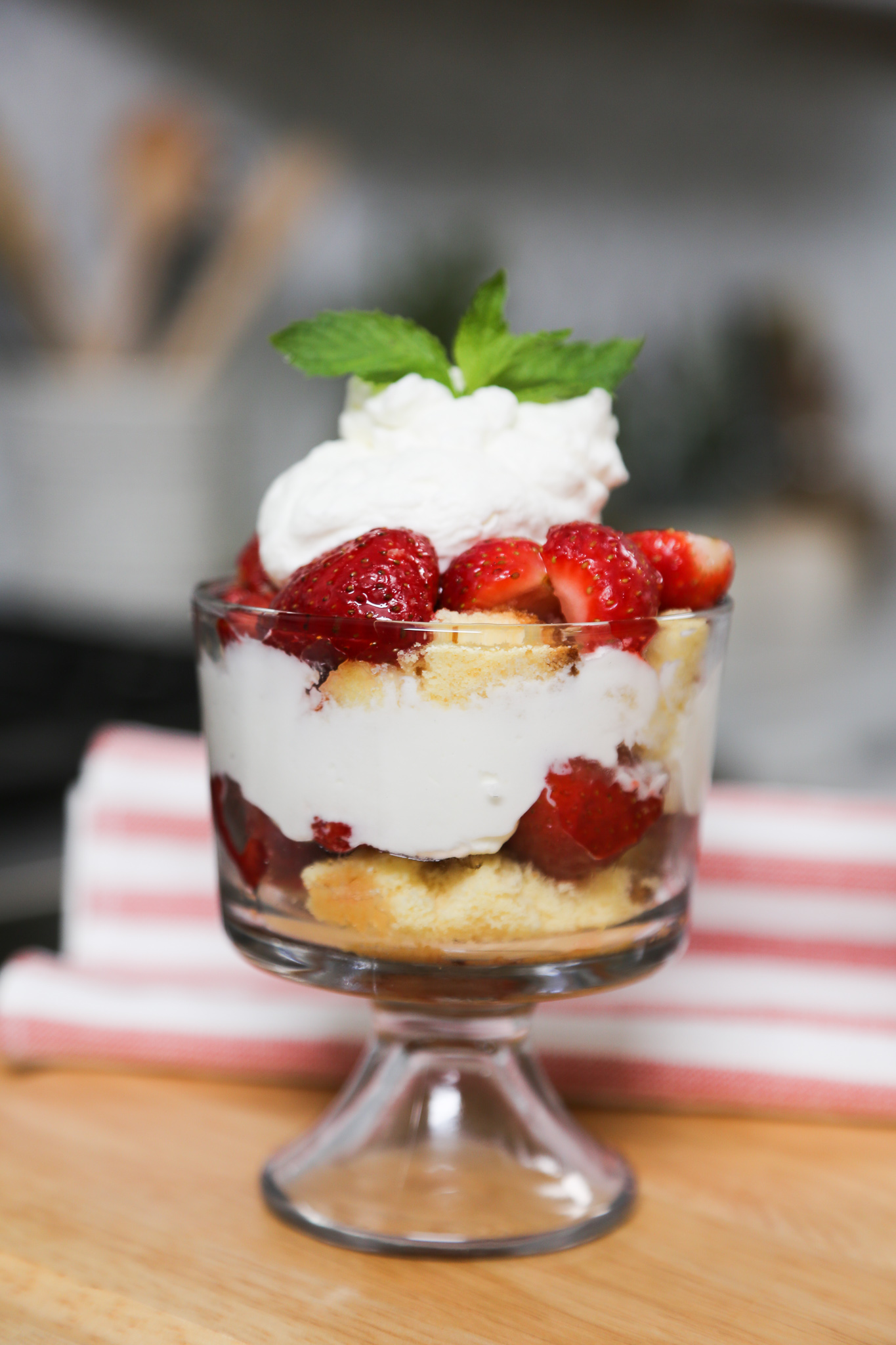 Strawberry Shortcake Trifles Recipe